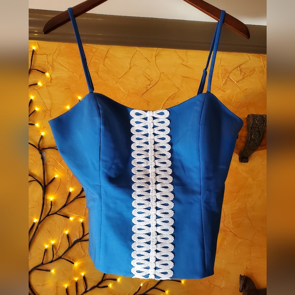 NWT Lilly Pulitzer Shelli Stretch Tieback Top With Lace Detail